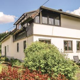 2 Bedroom Cozy Apartment In Duppach, hotel in Duppach
