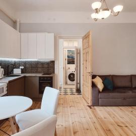 Aia Center Apartment with sauna, Hotel in Pärnu