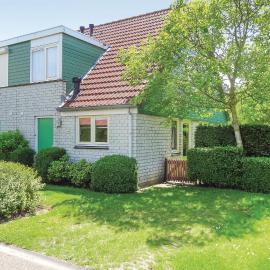 Awesome Home In Wemeldinge With Kitchen
