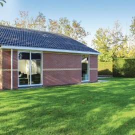 3 Bedroom Awesome Home In Tzummarum