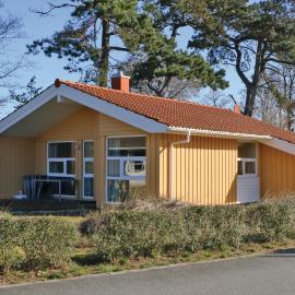 Frische Brise 27 - Dorf 3, hotell i Priwall