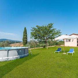 Lovely Home In Chiusi, viešbutis mieste Kiuzis