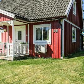 Amazing Home In Holmsjö, hotel en Holmsjö