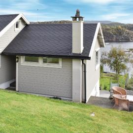 Lovely Home In Hauglandshella With Wifi, hotel in Kolavåg