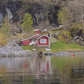 4 Bedroom Beautiful Home In Nordtveitgrend, hotel a Haugen