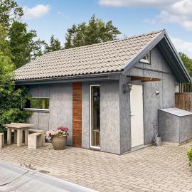 Cozy Home In Hagby With Kitchen、Hagbyのホテル