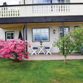 Cozy Apartment In Norheimsund With Wifi, hotell sihtkohas Norheimsund