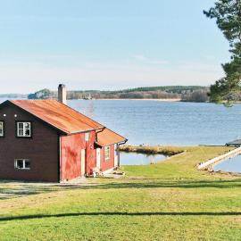 Amazing Home In Strängnäs With Sauna, Hotel in Strängnäs