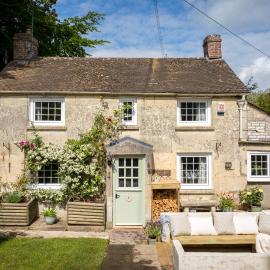 Mulberry, A Luxury Two Bed Cottage in Painswick, хотел в Пенсуик
