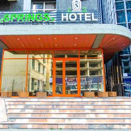 Springs Hotel Ulaanbaatar, hotell i Ulan Bator