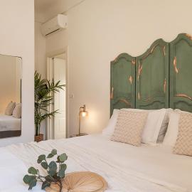Ensemble rooms di Vayadù, hotel in Alassio