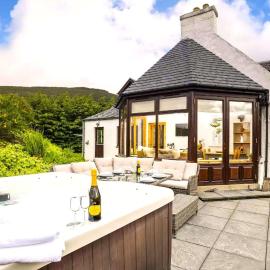 Rowan Cottage, Hotel in Aviemore
