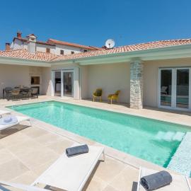 Villa Audrey by Villas Holiday