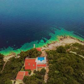 Villa Ragusea With a Private Beach, khách sạn ở Slano