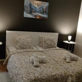 4 STARS APARTMENTS Near Airport, hotel in Velika Gorica