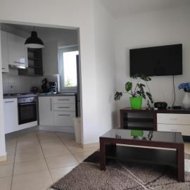 Apartman Ema, готель у місті Тар
