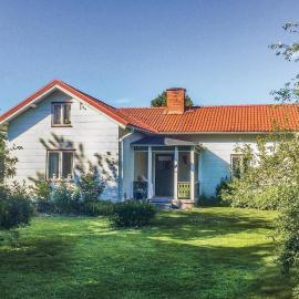 Holiday Home Lilla Öboängen Lidköping, hotel v destinaci Lidköping