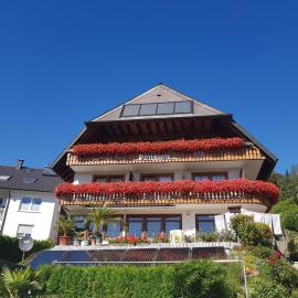 Pension Florianhof, hotel in Schonach