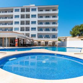 Apartaments La Perla Negra, hotel u gradu Kala Rađada
