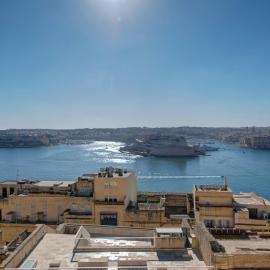 Tritoni Harbour suites - Valletta, hótel í Valletta