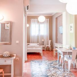 Dimitra's Garden - Holiday Apartments