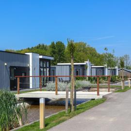 Viesnīca EuroParcs Bad Meersee pilsētā Nīvvlīte