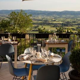 Hotel Posta Panoramic Assisi, хотел в Асизи