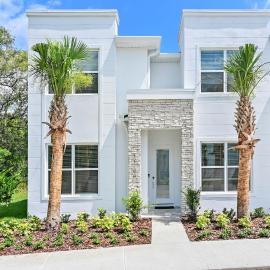 New Spacious & Tranquil Townhouse near Disney - 4BR, 3FB, and Pool