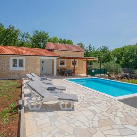 Awesome Home In Poljica