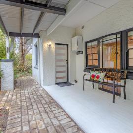 Sunshine Cottage
