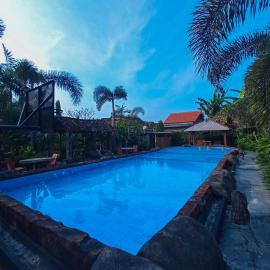 Kali Catur Resort, hotel v destinácii Madiun