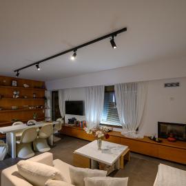5 meters from the beach