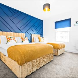 Stylish 2BR Apartment in Morriston