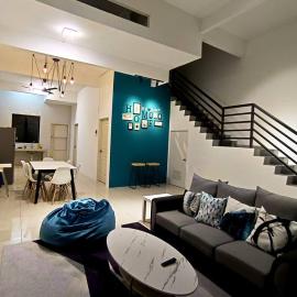 De cozy 5.0 Double storey (10-16 pax ++), hotel u gradu Ipoh