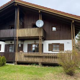 Ferienhaus im Waldferiendorf Regen, hotel en Regen