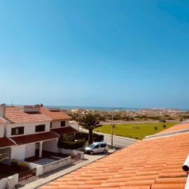Ocean view - Baleal beach house - Surf & Relax, hôtel à Baleal