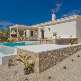 ViLLA SYMONE