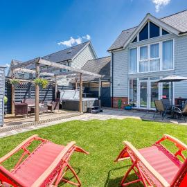 Marston Croft Cottage Spacious and Modern Hot Tub Sleeps 8 Southam by Inspire Homes