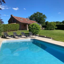 Gîte des Grandsarts, hotell i Chimay