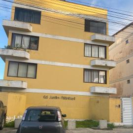 Temporada Ilheus na Praia dos Milionarios Kitnet, hotel u gradu Iljeus
