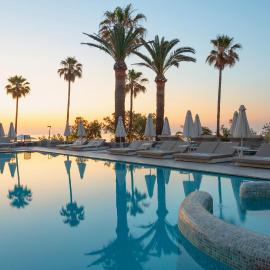 Marins Suites - Adults Only Hotel, отель в Кала-Миллор