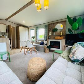 The Sanctuary Holiday Home - Escape the Ordinary, hotel in Knaresborough