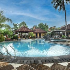 Dewi Sinta Hotel and Restaurant, hotel em Tanah Lot