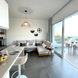 BAY DIVINO, hotel v destinaci Achlia