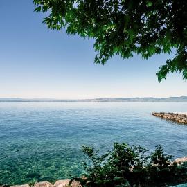Pieds dans l'eau - Lac Léman - 2 min Evian - Spacieux, hotell i Neuvecelle