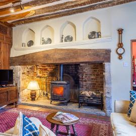 Extraordinary 15th Century timber framed cottage in famous Medieval village - The Tryst