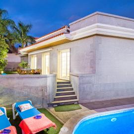 villa leonardo, hotel in Puerto de Santiago