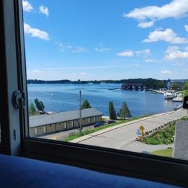 Stonewater Manor B&B, hotelli kohteessa Gananoque