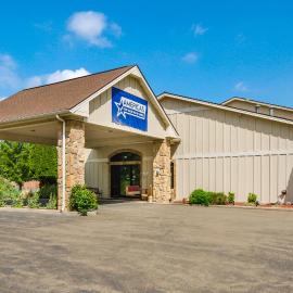 Americas Best Value Inn & Suites Independence VA, hotell i Independence
