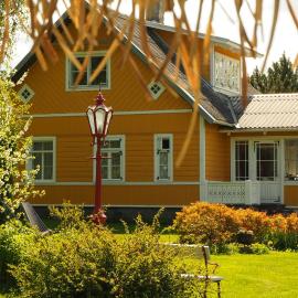 Leesi Puhkemaja, hotel em Leesi